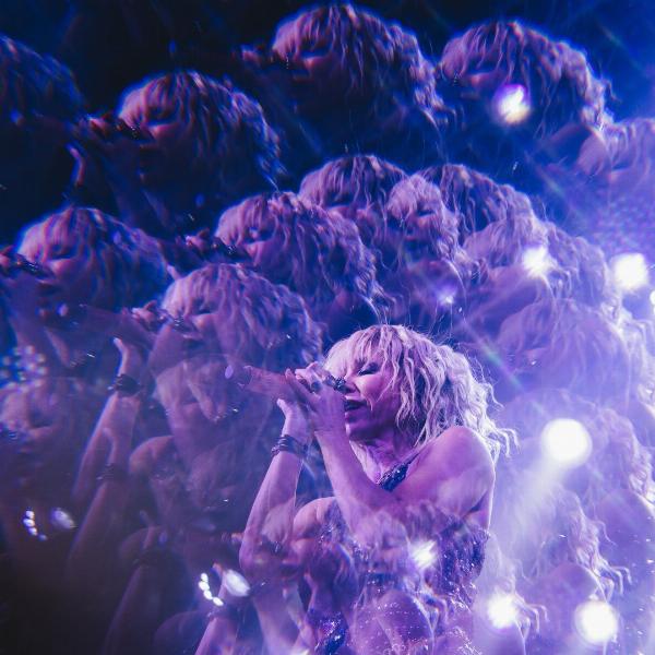 Péterfy Bori & Love Band